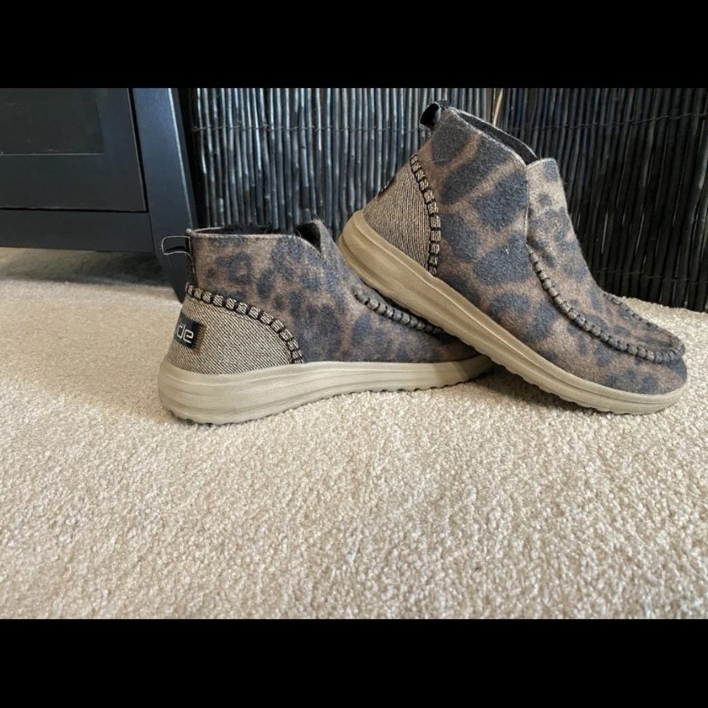 Hey Dude Womens leopard hey dude